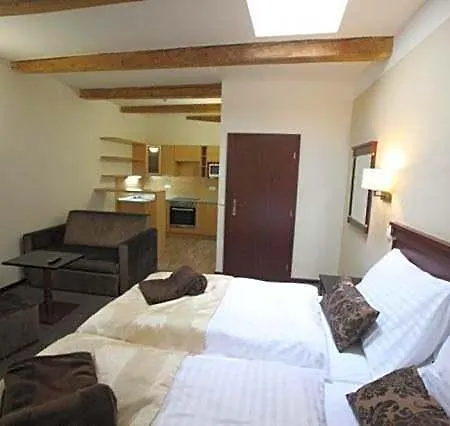 Otel & U Cerneho Orla