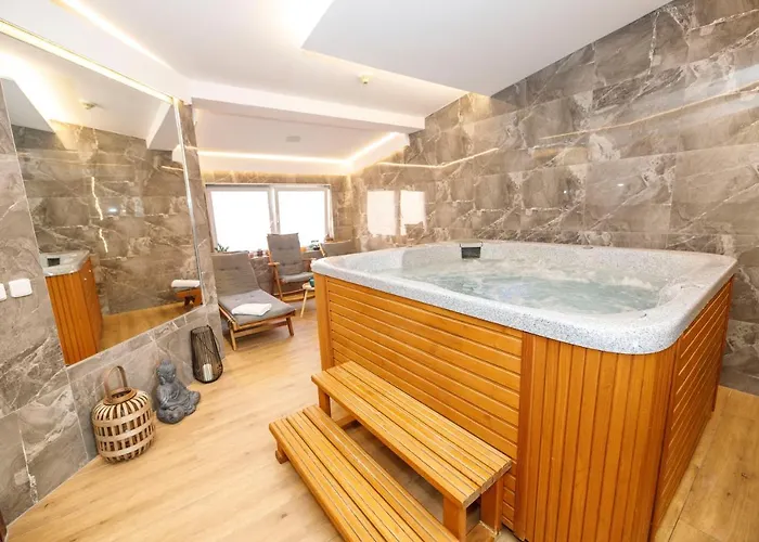 Hotel & U Cerneho Orla